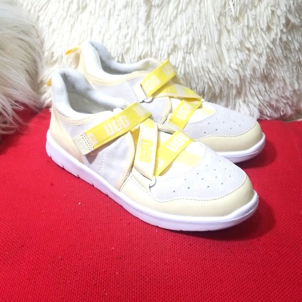 UGG CLOUDLET SNEAKERS